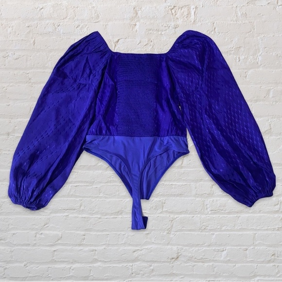 Express Satin Jacquard Tie Front Thong
Bodysuit - Picture 5 of 5